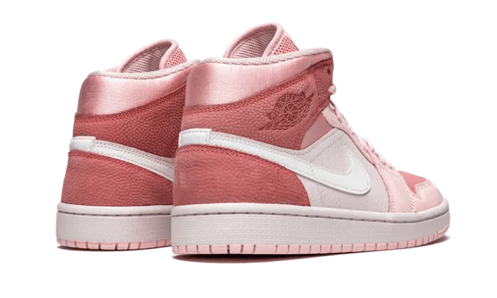 Air Jordan 1 Mid Digital Pink