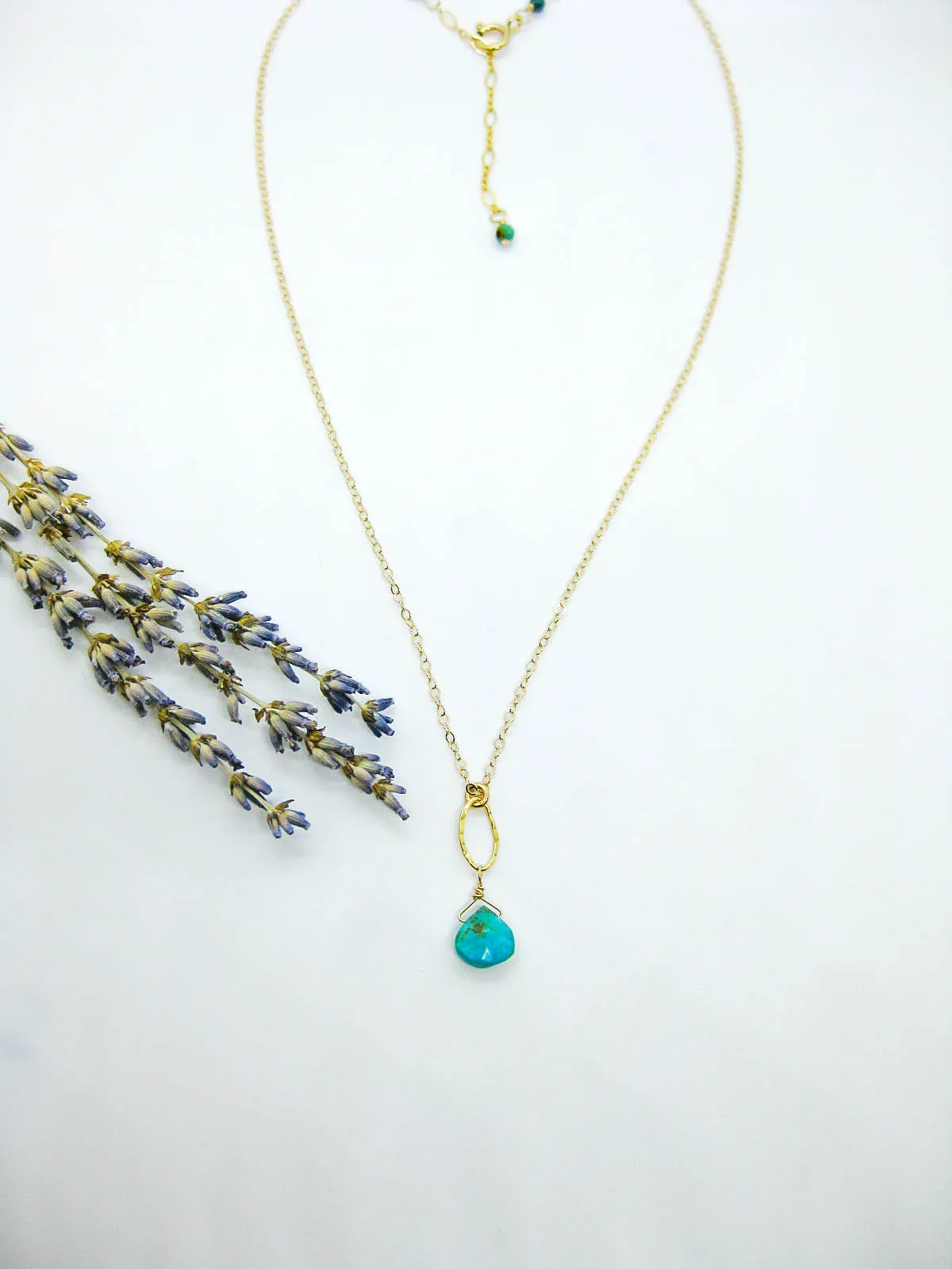 Chrysanthe: Turquoise Necklace - n555