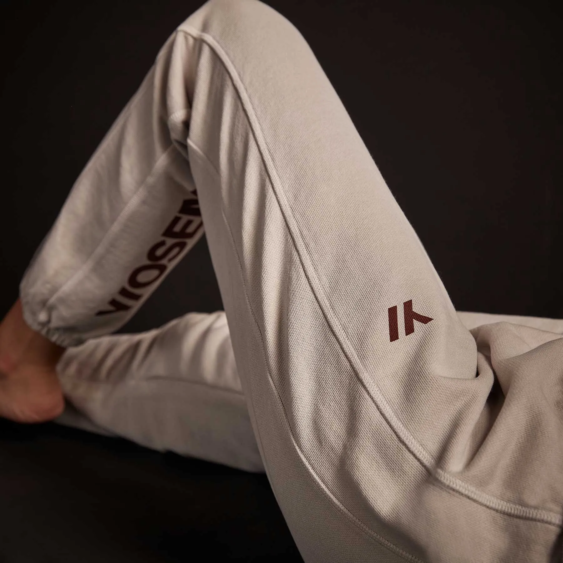 Classic French Terry Sweatpant - Pearl Pigment/Maroon