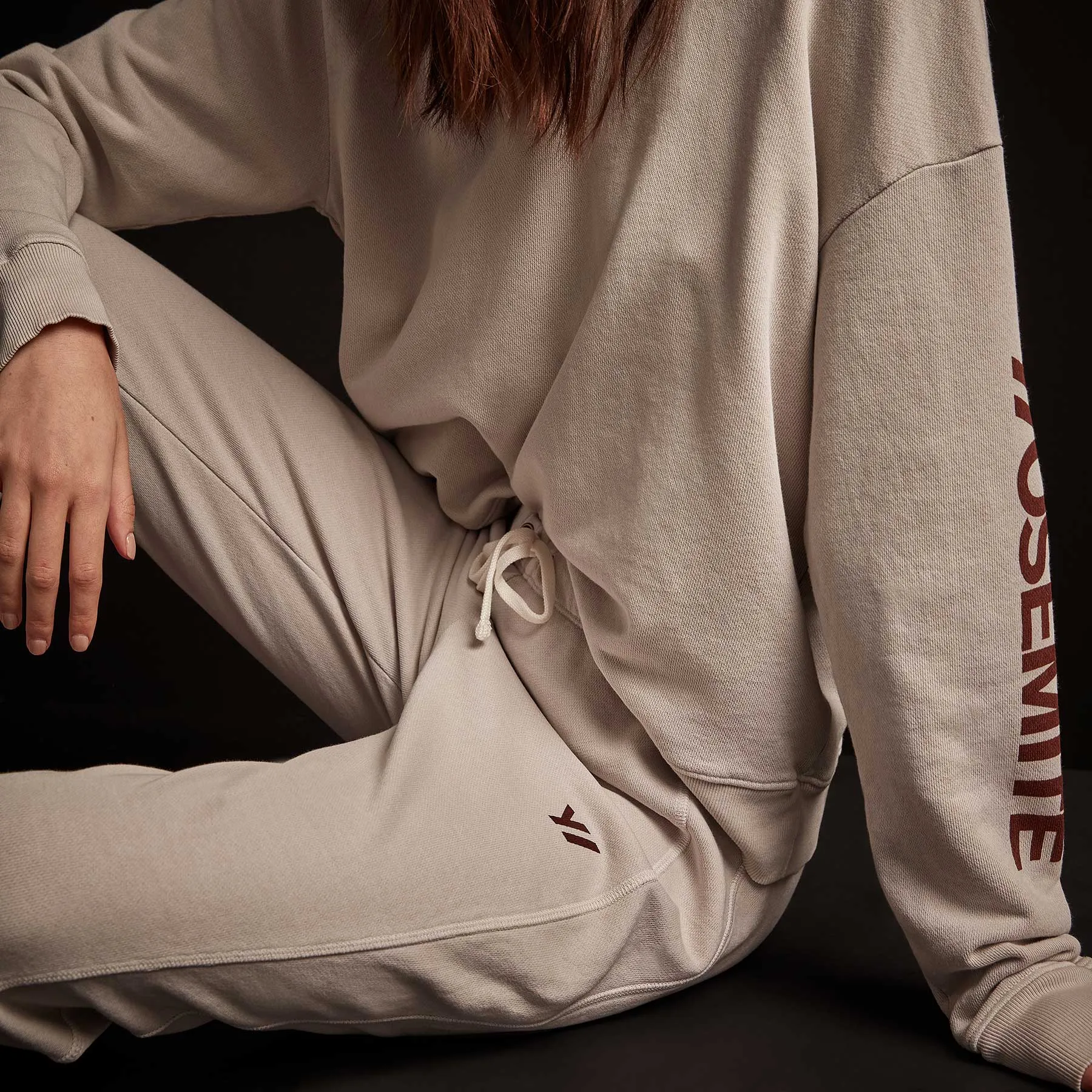 Classic French Terry Sweatpant - Pearl Pigment/Maroon