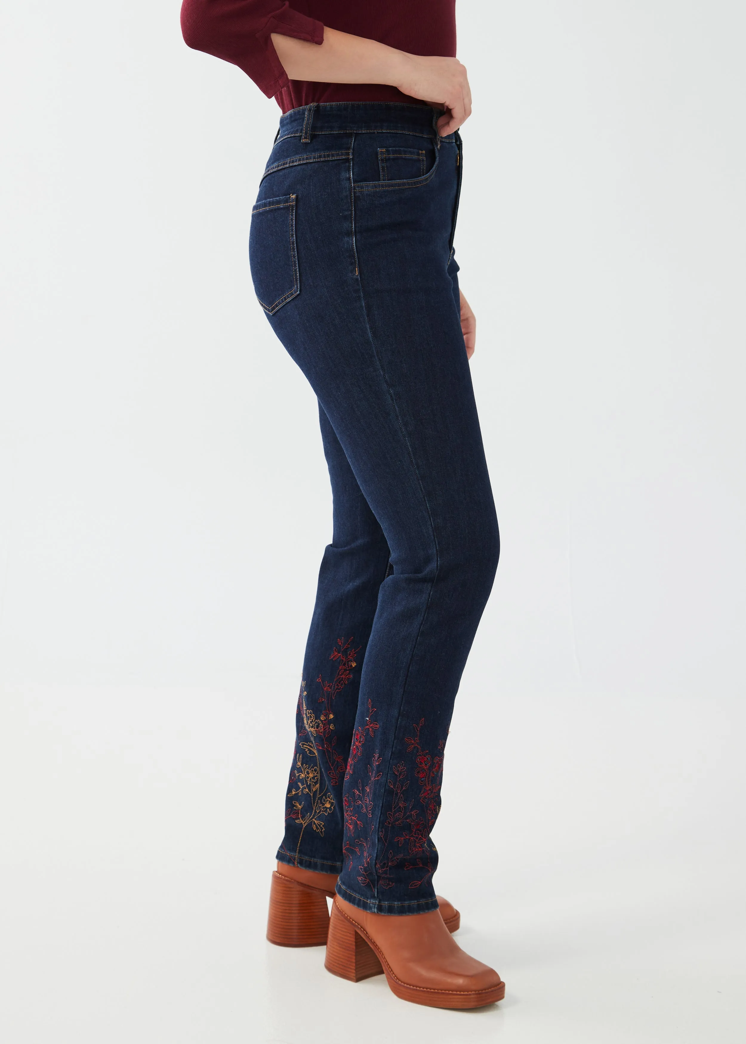 FDJ Suzanne straight jeans 6906779, embroidered