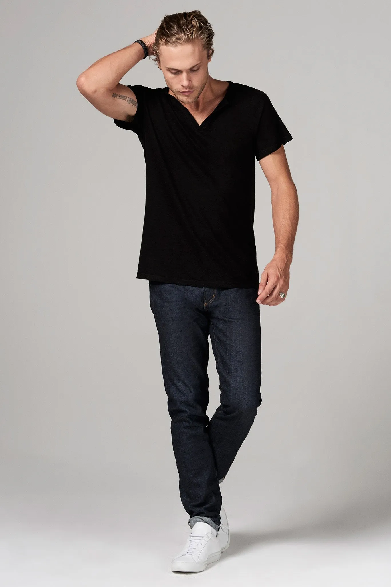 Men's Linen Blend Cross V-Neck Tee