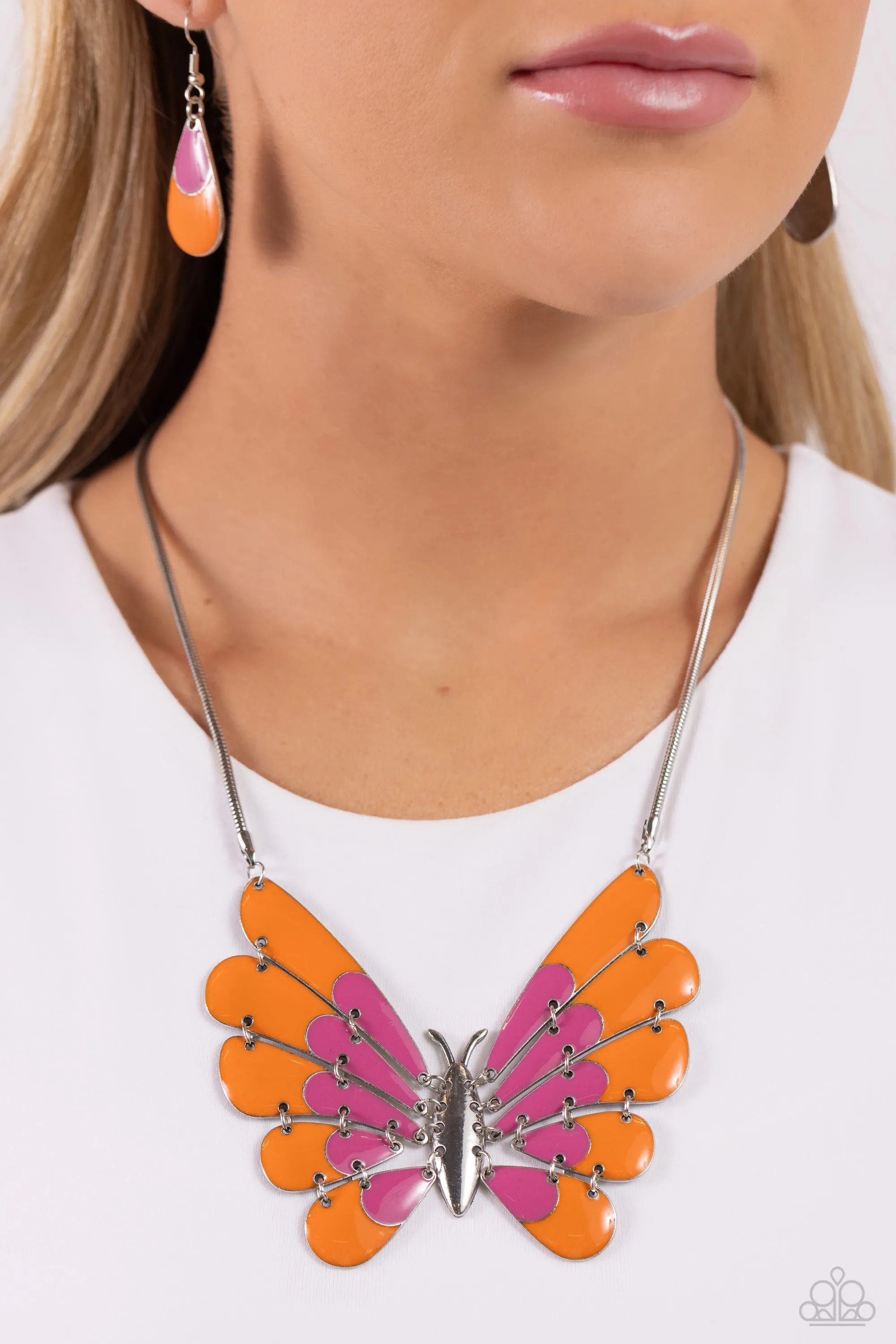 Paparazzi Moth Maven Pink Necklace & Earring Set