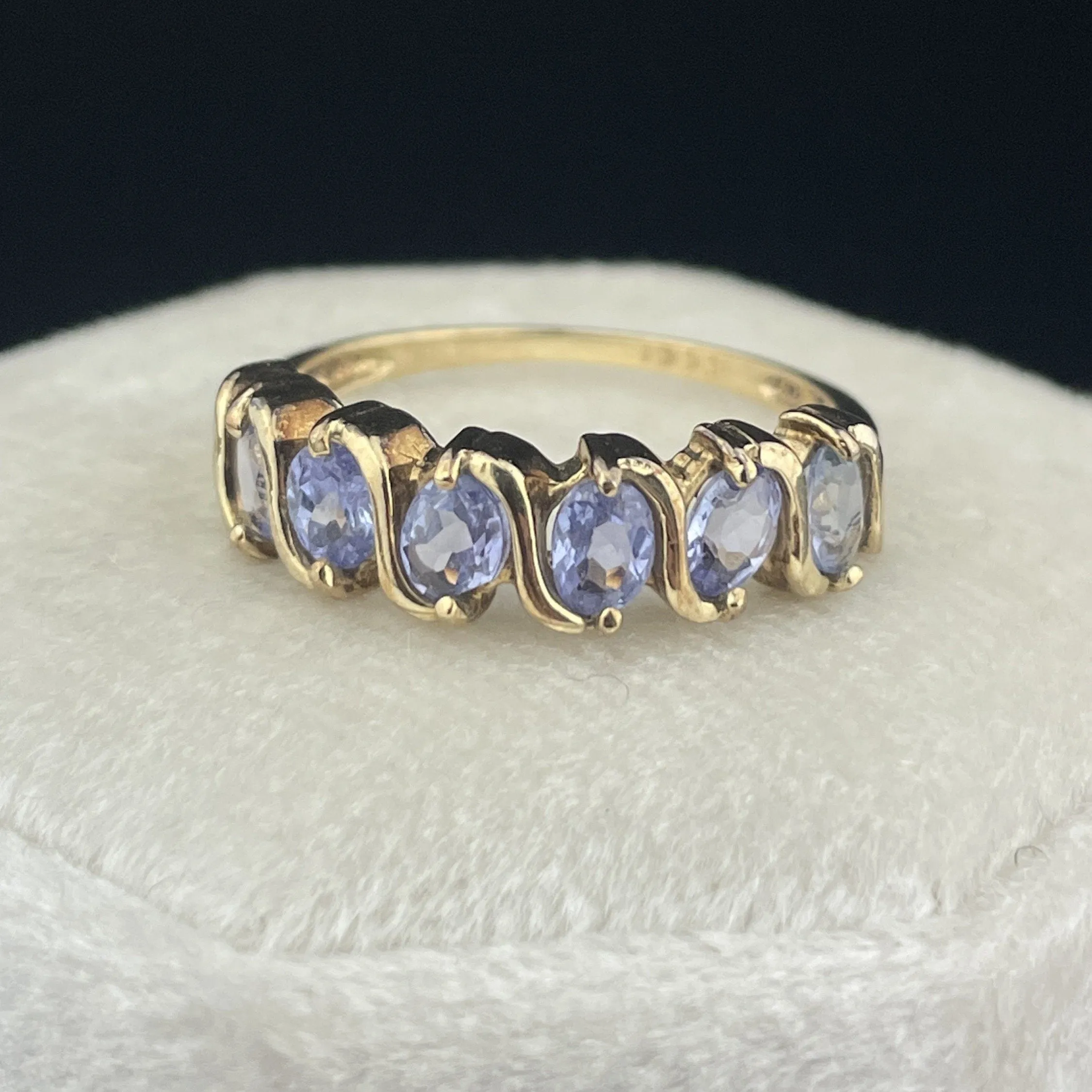 Vintage 10K Gold Six Amethyst Stone Half Eternity Hoop Band Ring, Sz 6.5