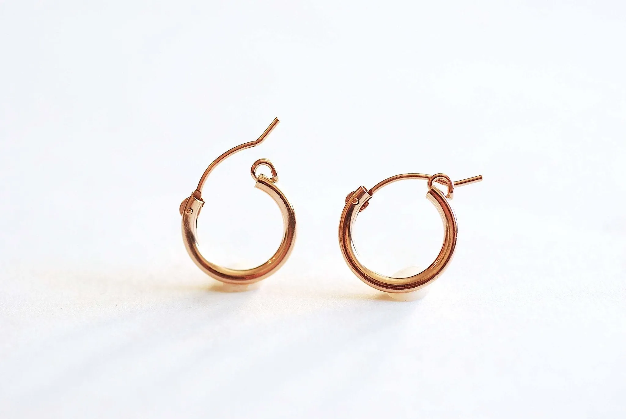 Wholesale 14k Gold Filled Hinged Hoop Earrings, Huggie Earrings, Hoop Flex Earrings, 925 Sterling Silver Hoop Earrings, 13mm, 15mm, 18mm, 22mm x 2mm Tube Earrings